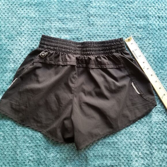 Puma Women's Black Active Shorts w/Pockets Size Small 3" Inseam - Picture 7 of 8
